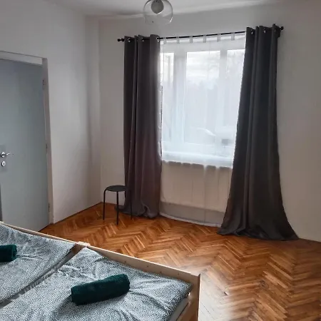 V Malych Kysicich * Malé Kyšice